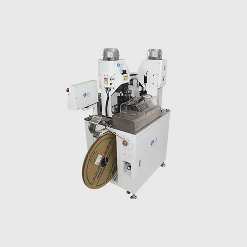  【全自動(dòng)端子壓著機(jī)】為操作人員著想的好機(jī)器